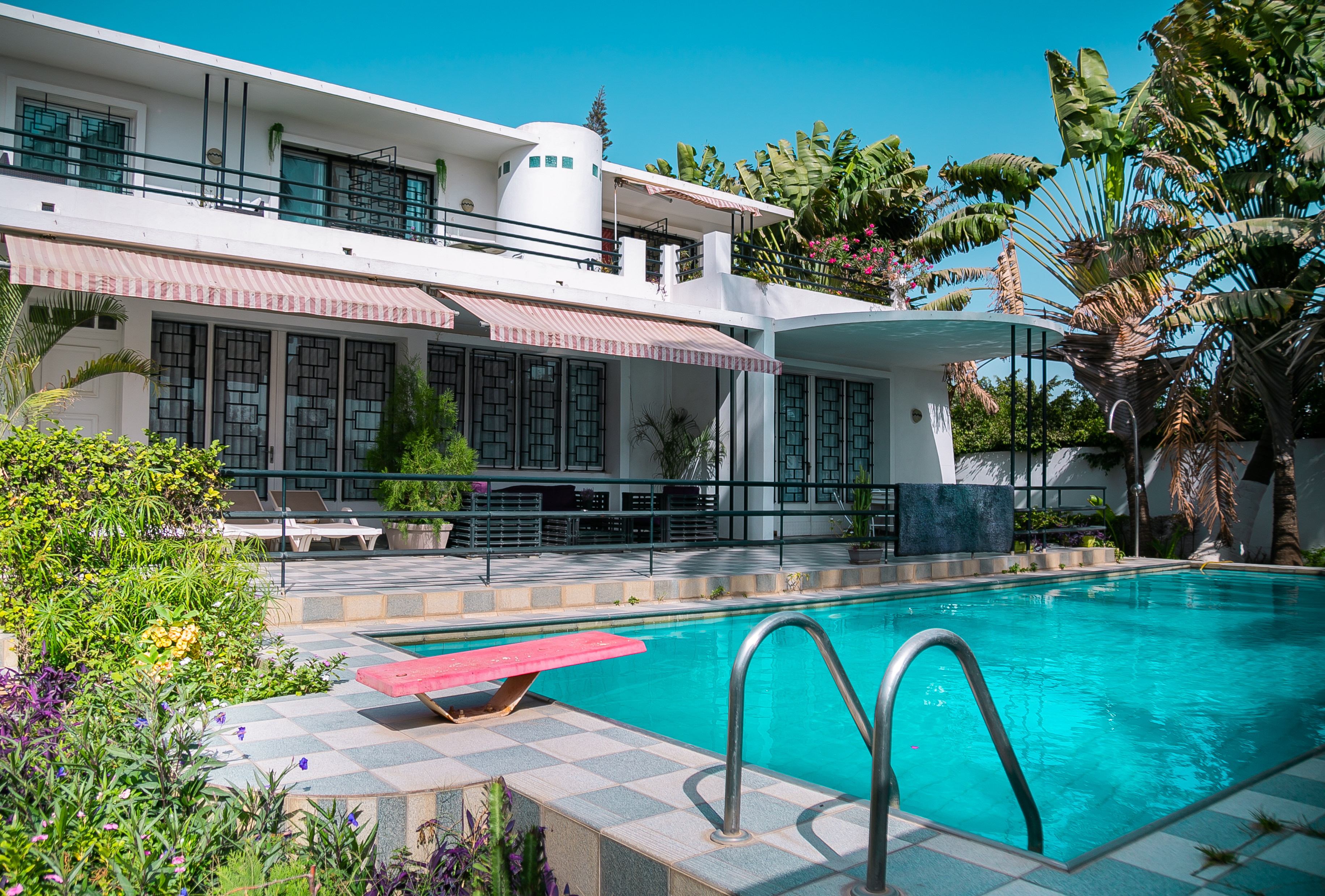 Studio (C) Meublé avec piscine à louer au prés Fann Résidence corniche Ouest